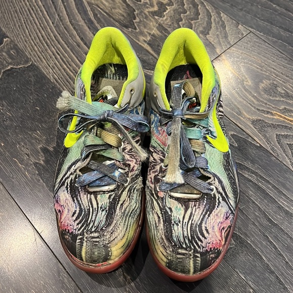 Kobe Prelude -multi color size 6.5 worn. Sorry no box - Picture 3 of 9